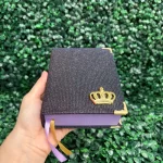 biblia-pequena-de-bolsa-roxa.webp